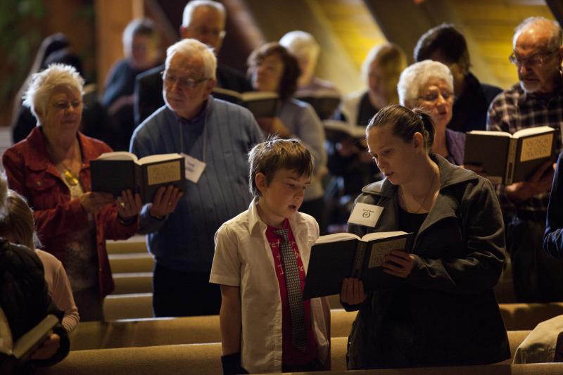 How to Worship with Godly Music