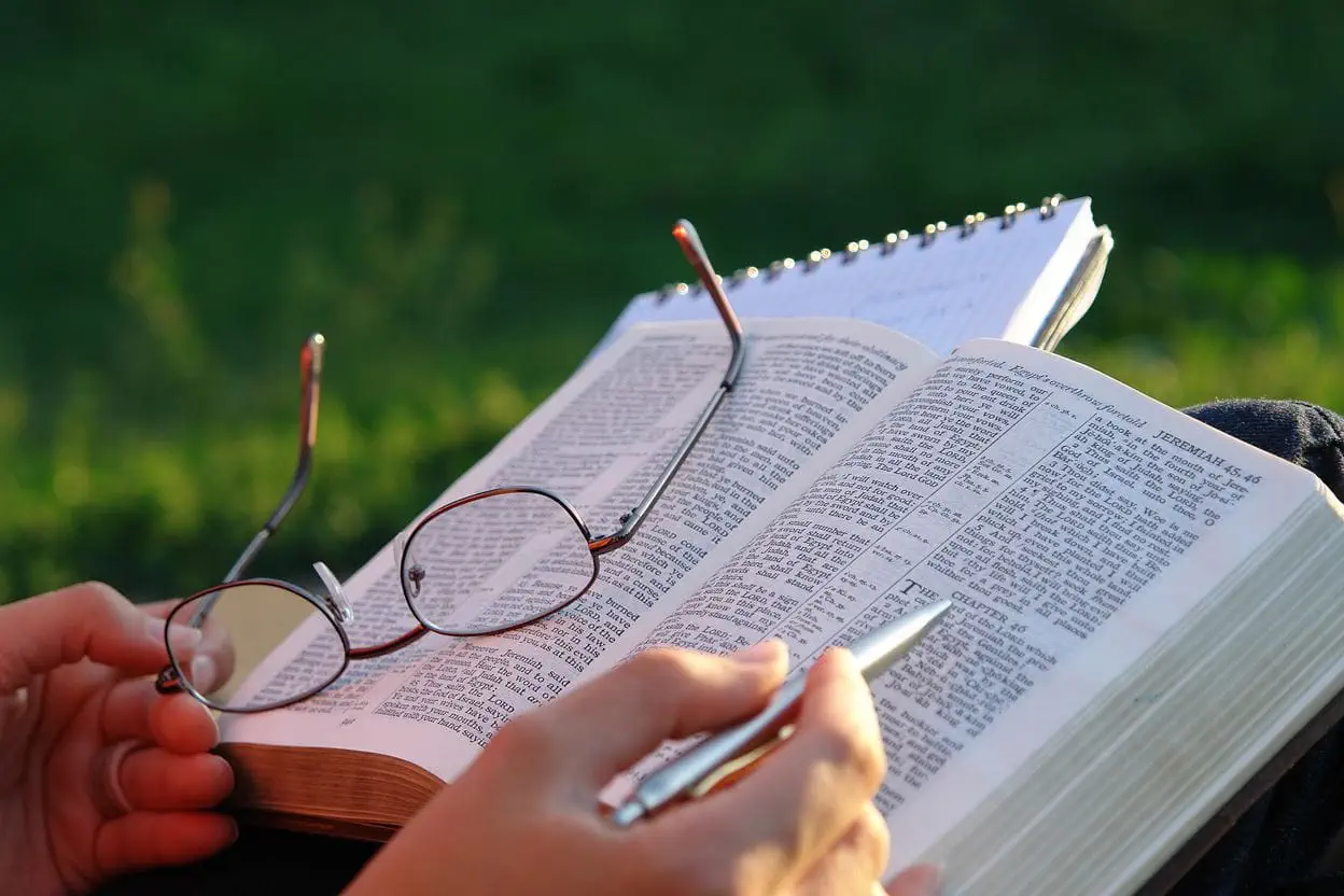 How Do I Study the Bible Effectively?